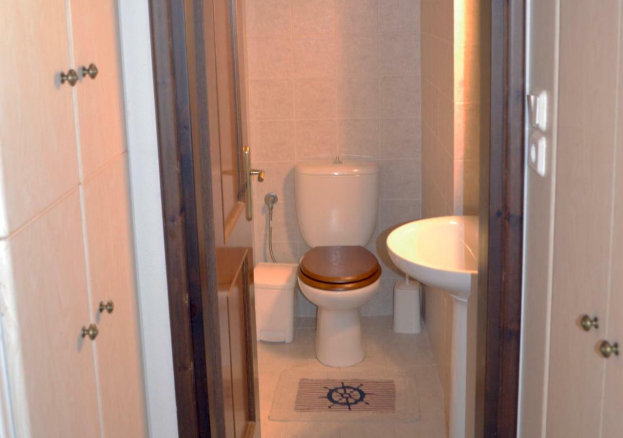 Harmony Seaside Apartments Коропи Экстерьер фото