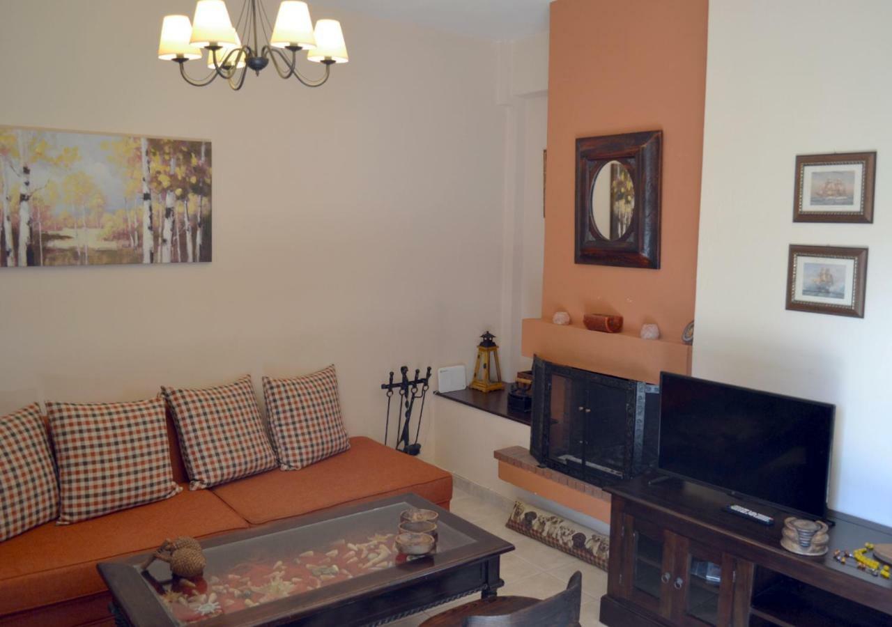 Harmony Seaside Apartments Коропи Экстерьер фото